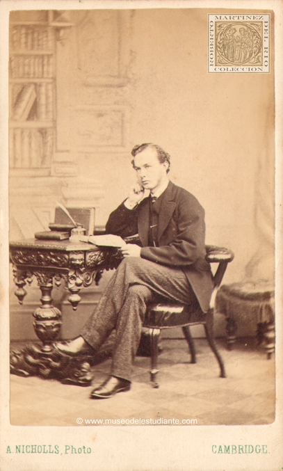 Un estudiante del Caius College de Cambridge