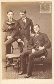 Tres estudiantes de la Universidad de Oxford