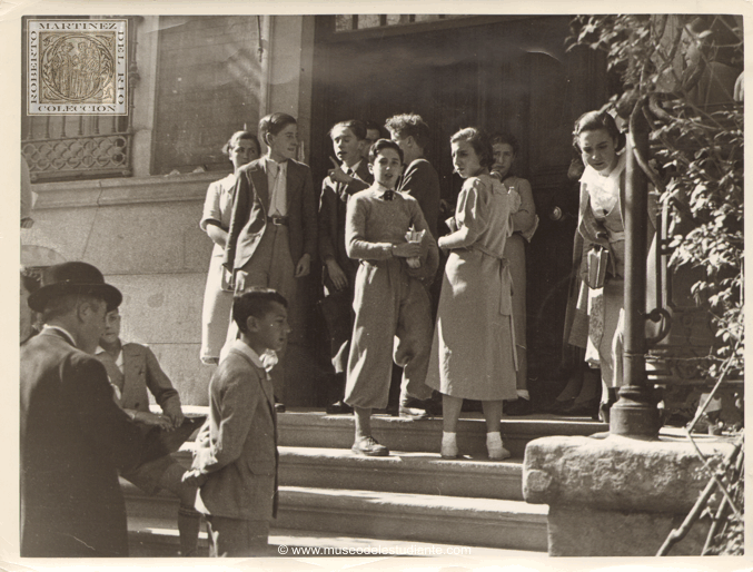 A group of students II
