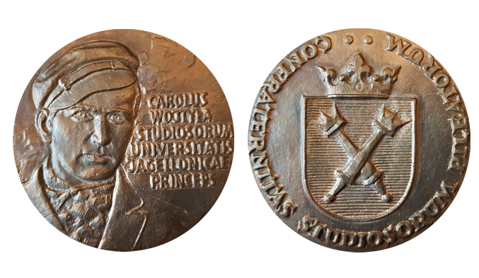 Medalla Carolus Wojtyla Studiosorum Universitatis Jagellonicae Princeps