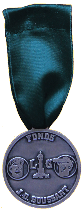 Medal "Honoris Causa" of the Musée du Folklore Estudiantin. Fonds Jean Denys Boussart