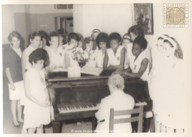 Students of the Marie-Jose high school in Elisabethville I